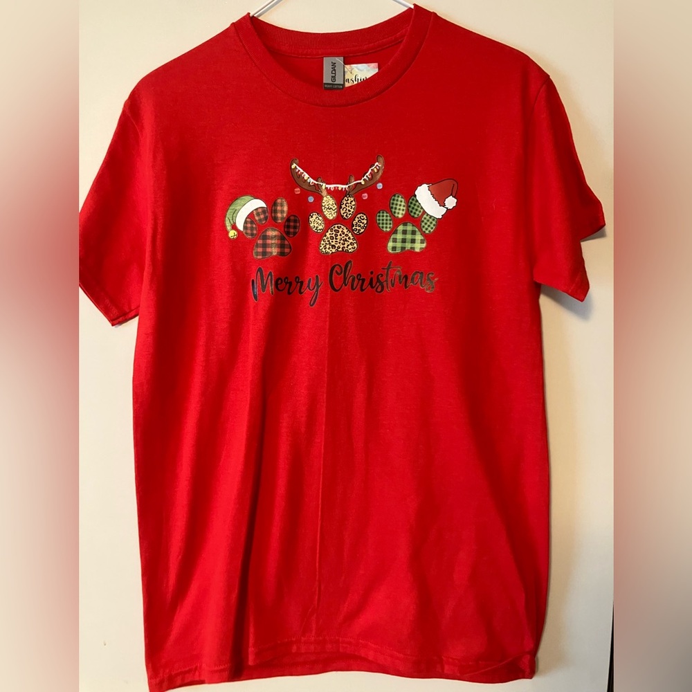 Merry Christmas Paw Print Women’s T-Shirt